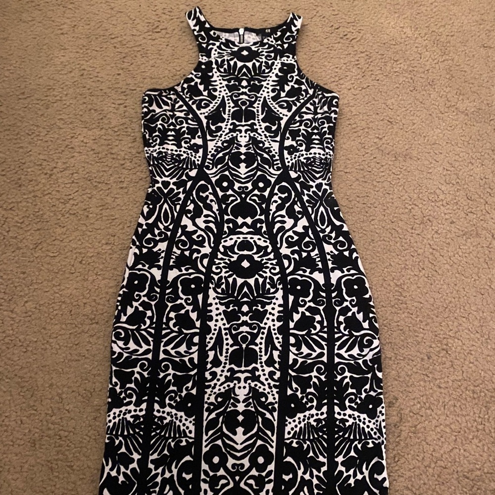 H&M Black and White Sleeveless Halter Midi Sheath Dress